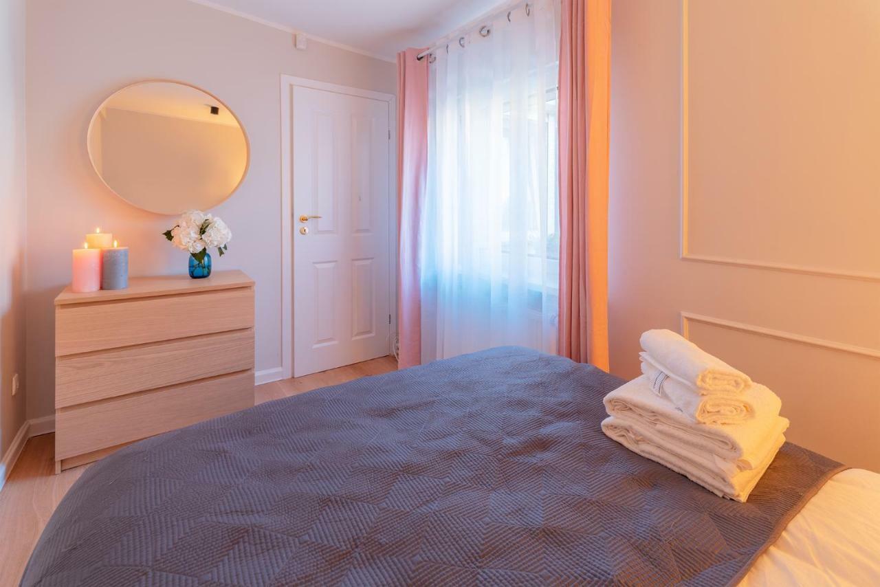 Apartament Cztery Pory Roku Apartament *